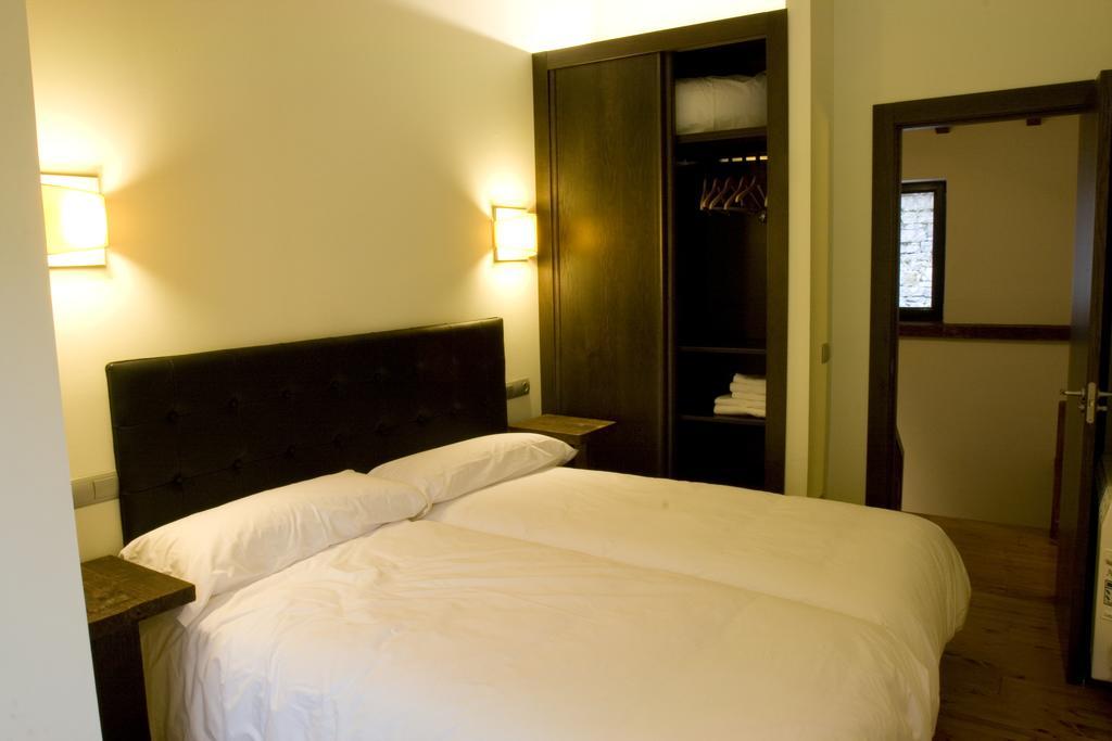 Apartamentos Rurales El Lleron Caso Екстер'єр фото